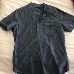 Banana Republic Short sleeve button up chambray